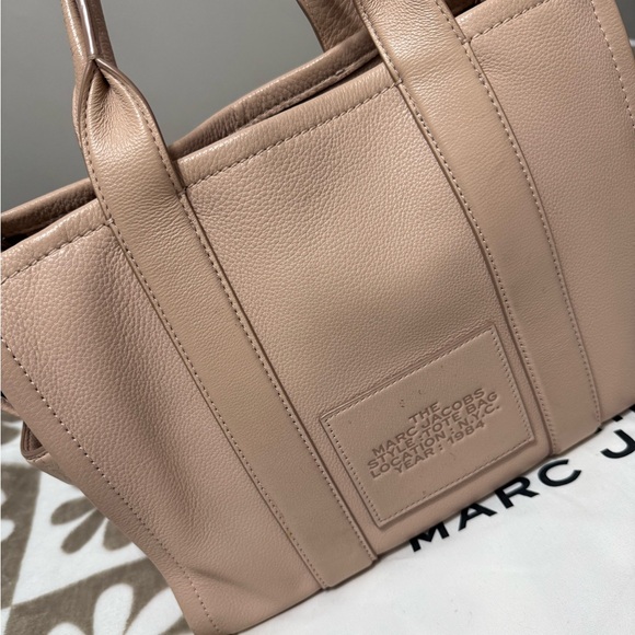 Marc Jacobs Beige Tote Bag - Picture 4 of 5